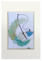 Cuadro de pájaro pescando un corazón azul montado en una ola turquesa. Cristal de mar y tinta