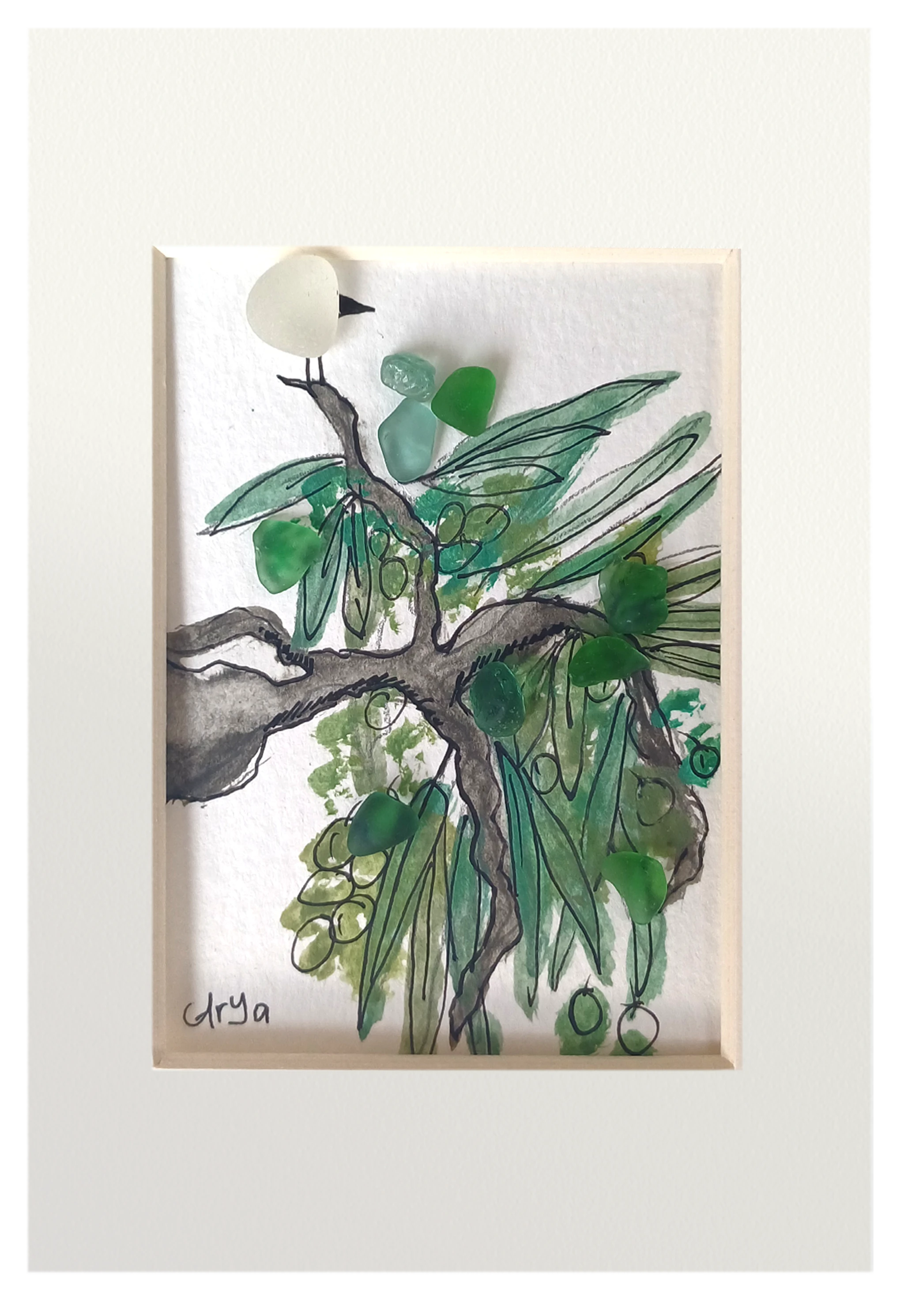 Cuadro con dibujo en tinta y acuarela de Pájaro subido a la rama de un olivo con vidrio de mar en tonos verdes dando volumen a las olivas